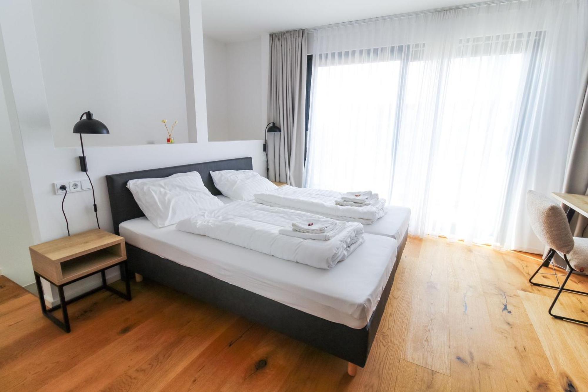 Helios Berlin Apartments Phòng bức ảnh